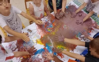 Pittura con materiale da riciclo